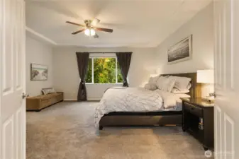 Primary bedroom ensuite - very generous in size. Newer carpeting throughout the home is simply luxurious, designed for ultimate comfort.