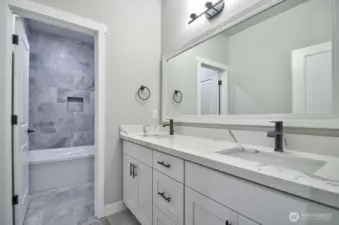 THESE PHOTOS ARE FOR ILLUSTRATION PURPOSES ONLY