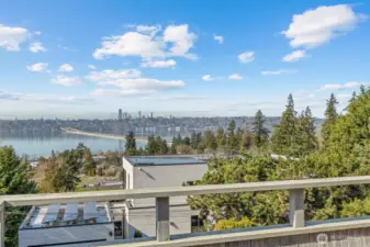 Overlooking Washington Lake