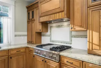 Gas Cooking and Custom Cabinets. Main Home Main Floor.