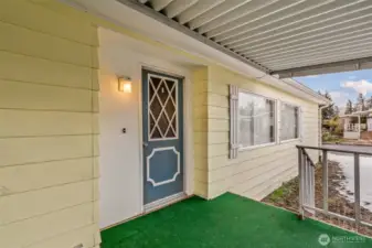 Front porch entrance