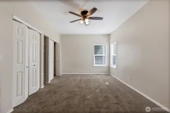 large primary bathroom with vanity