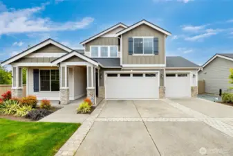 Welcome to 930 Rainier Loop Mount Vernon WA
