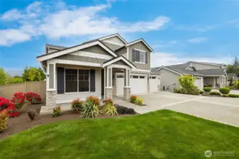 Front yard view