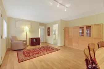 Note the vast amount of cabinetry on right side of room