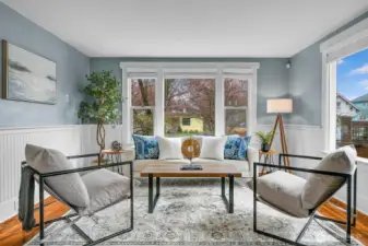 Large windows frame the gorgeous trees outside and allow plenty of light to pour in!