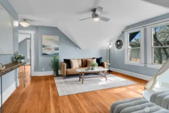 Incredibly spacious bonus room featuring striking architectural details and plenty of flexibility for a variety of uses!