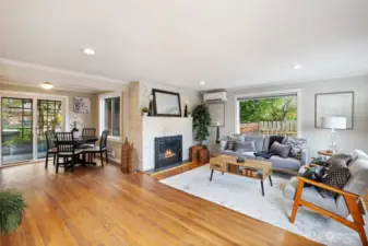 Open living room, hardwoods throughout