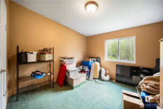 First extra finished room.