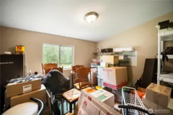 2nd Extra finished room, for a total of 4 finished rooms plus an office.