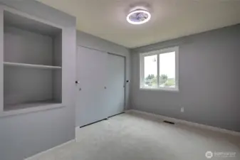 Bedroom #3, cont