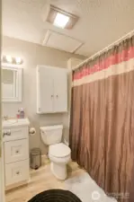 Lower level full bath