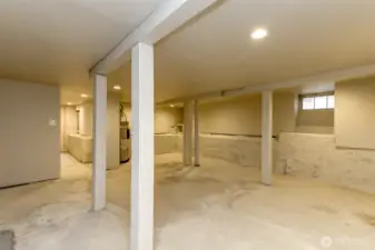 Over 700 sq ft of clean basement space for your storage or finish for additional living space