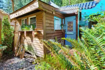 Detached Guest Quarters