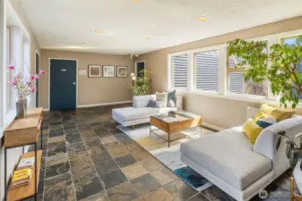 A welcoming 4th-floor lounge space, perfect for greeting.