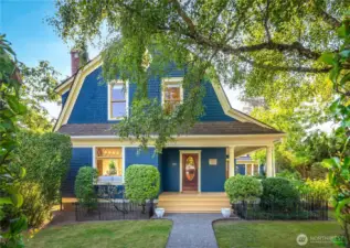 THE W.O. DOLSON HOUSE | CIRCA 1898