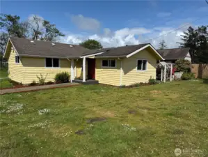Wonderfully updated cottage home in downtown Ocean Park, WA.  It's a gem.