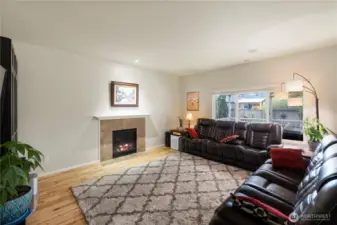 Great Room, Natural Gas Fireplace