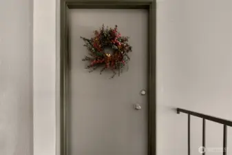 End Unit, Quiet and Peaceful