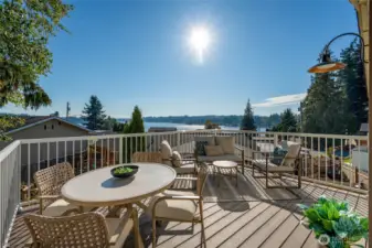 Brand new composite deck overlooking the lake