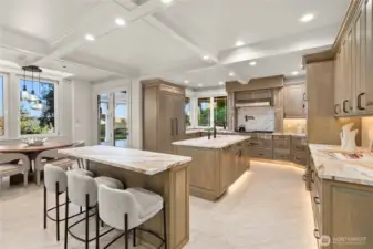 Dual islands for grand entertainment