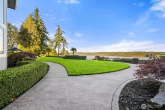 Manicured grounds perfect for quiet reflection or hosting a garden party.