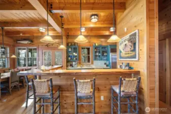 BAR FOR EXTRA DINING/ SEATING