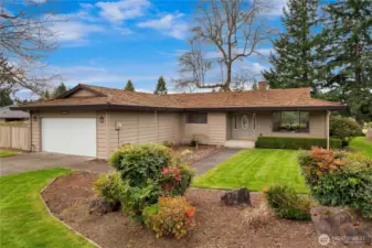 Wonderful home on the 14th hole, original owners and first time on the market since 1969!