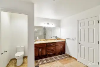 MASTER FULL BATH 2ND FLOOR