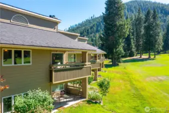 Welcome to your vacation paradise at Kahler Glen Resort!