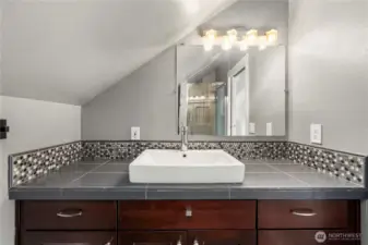Primary ensuite bathroom.