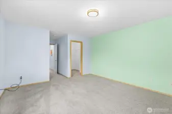 2nd of 2 guest rooms