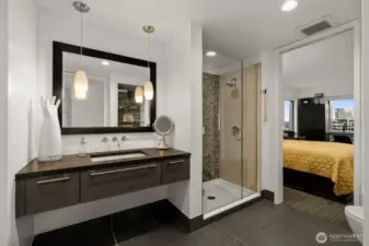 A spacious bathroom with walk-in closet