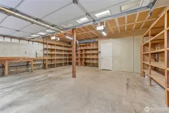 Ample sized garage with plenty of storage