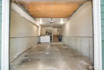1 Car Garage and Laundry