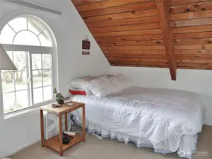 Upstairs 2nd Bedroom.