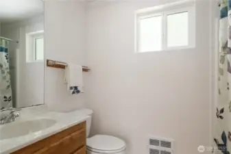 Upstairs full bath
