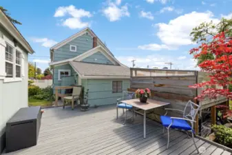Nice size deck off the shed perfect afternoon gatherings.