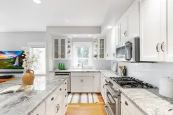 Gorgeous kitchen and large island