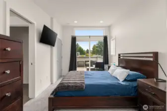 Upper master suite and roof top deck.