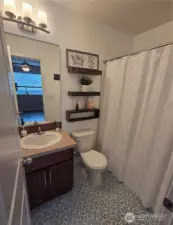 Primary Bedroom #2's Bathroom