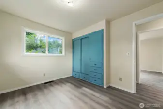 Upstairs bedroom #2