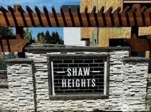 Shaw Heights entry Monument