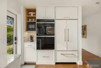 Coffee bar, double-wall ovens, French Door Sub Zero Refrigerator /Freezer