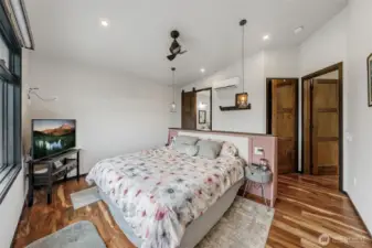 Primary suite with bed that stays with sleep number mattress ($10K) stays!!!!