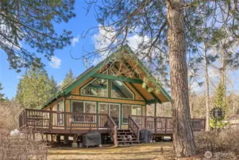 Charming A frame with spectacular river views!