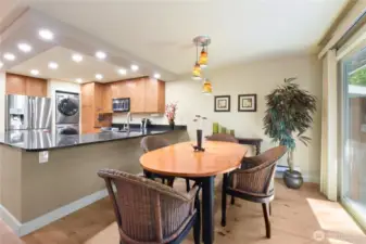 Kitchen/Dining Area