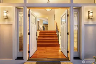 Beautiful wide entrance through the double front doors