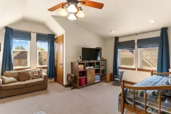 Large Upstairs Family Room