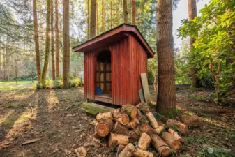 Wood shed